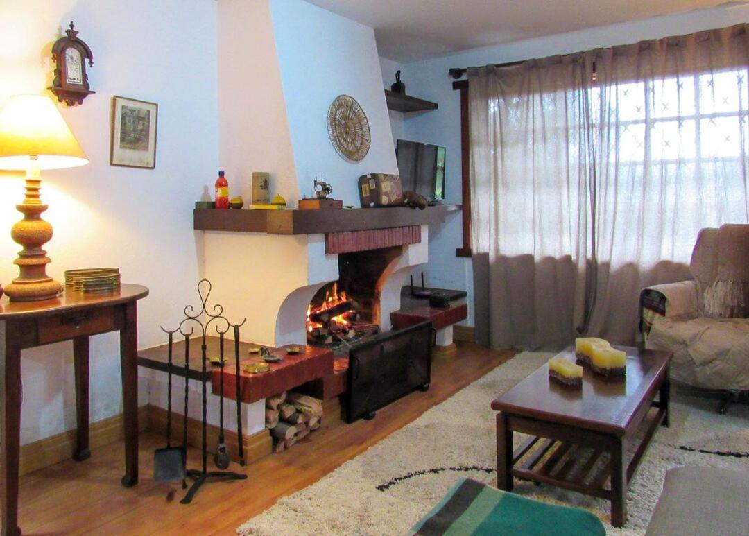 Villa Chale Com Lareira E Wi-Fi Em Campos Do Jordao - Sp Exterior foto